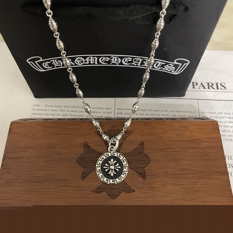 Ch**me He**ts necklaces